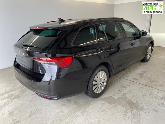 Skoda / Octavia Combi / Schwarz / / / DSG AHK+Sitzheizung+App Connect