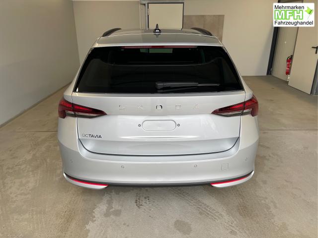 Skoda / Octavia Combi / Silber / / / DSG AHK+Sitzheizung+App Connect