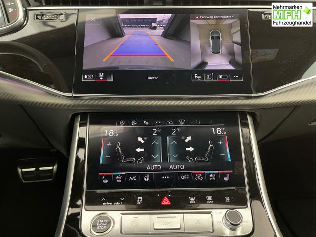 Audi / Q8 / Schwarz / / / S line STHZ+Pano+AHK+HUD
