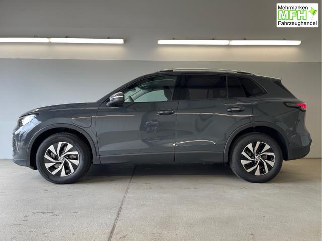 Volkswagen / Tiguan / Grau / / / 204PS DSG eHybrid IQ.Light+Navi