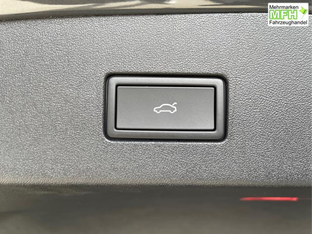 Volkswagen / Tayron / Schwarz / / / 193PS 7Sitz+Harman+Pano+AHK+20+Stdhz+Leder+NaviPro