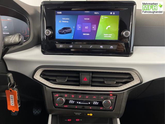 Seat / Arona / Blau / / / 115PS AHK+Sitzheiz+Climatronic