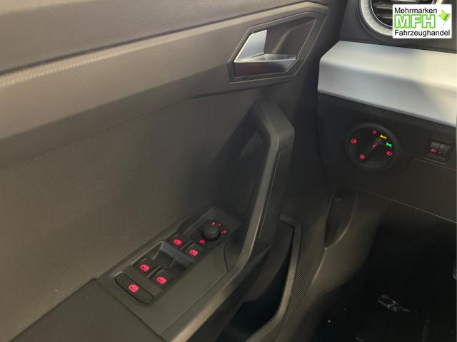 Seat / Arona / Blau / / / 115PS AHK+Sitzheiz+Climatronic
