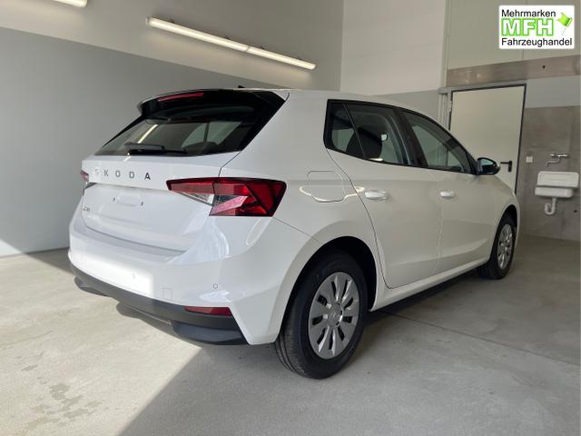 Skoda / Fabia / Wei&szlig; / / / 115PS Sitzheizung + App Connect