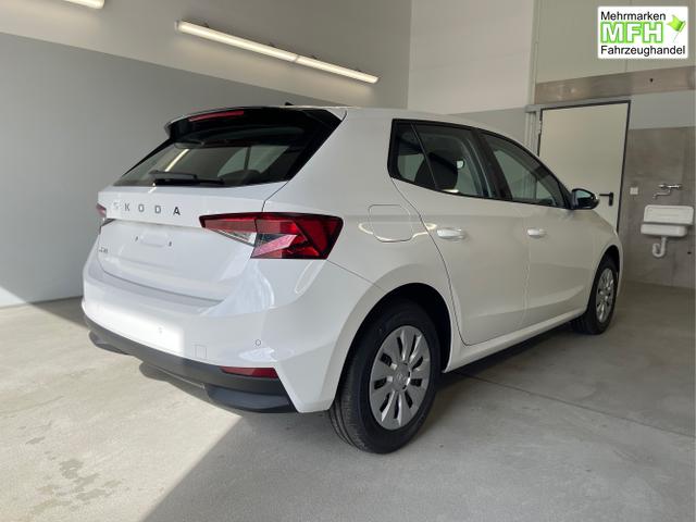 Skoda / Fabia / Wei&szlig; / / / 115PS Sitzheizung + App Connect