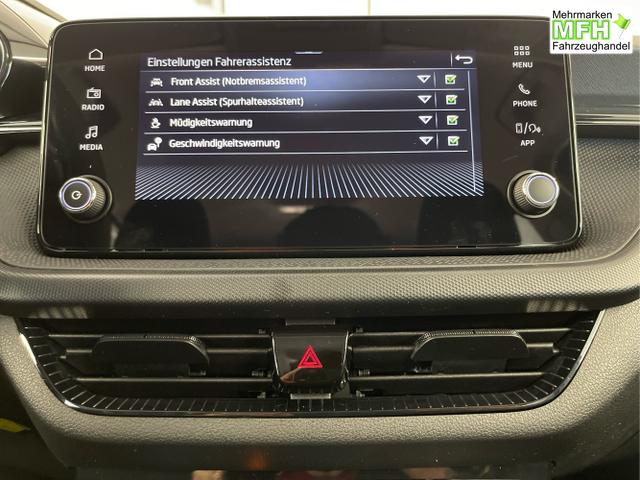 Skoda / Fabia / Wei&szlig; / / / 115PS App Connect