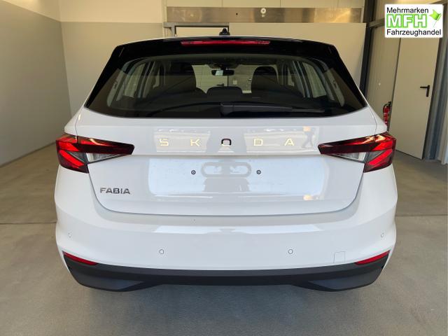 Skoda / Fabia / Wei&szlig; / / / 115PS App Connect