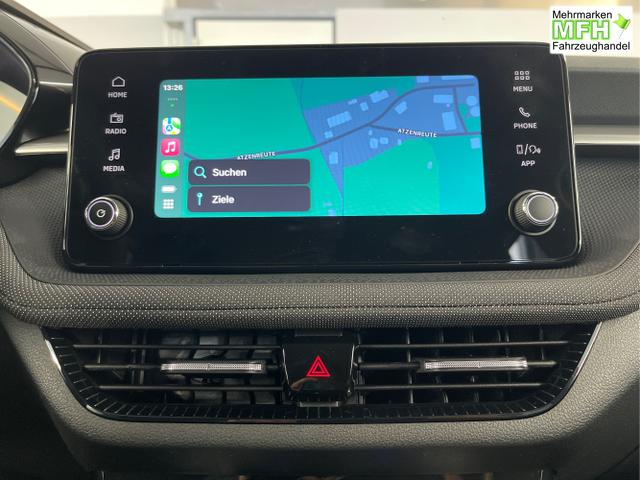 Skoda / Fabia / Wei&szlig; / / / 115PS DSG AHK+Kamera