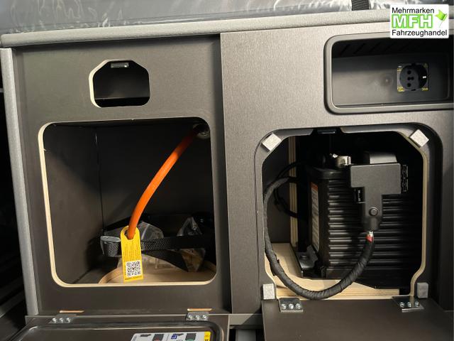 Volkswagen / T7 California / / / / TDI AHK+Navi+Standheizung