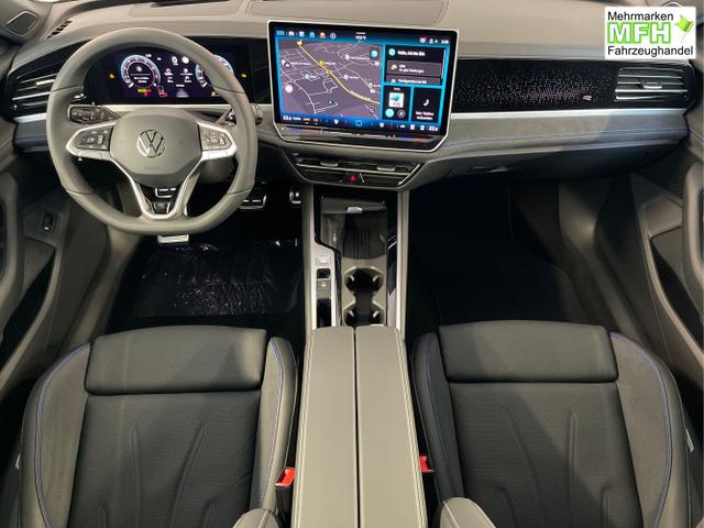 Volkswagen / Passat Variant / Grau / / / 265PS AHK+Pano+Harman Kardon