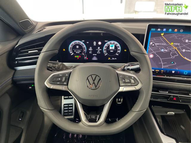 Volkswagen / Passat Variant / Grau / / / 265PS AHK+Pano+Harman Kardon