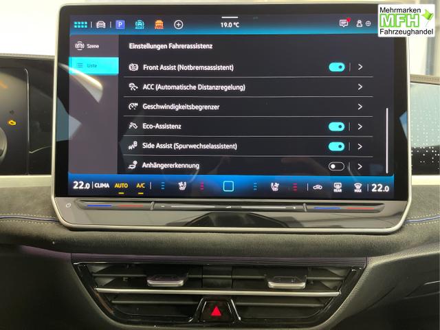 Volkswagen / Passat Variant / Silber / / / 265PS AHK+Pano+Harman Kardon