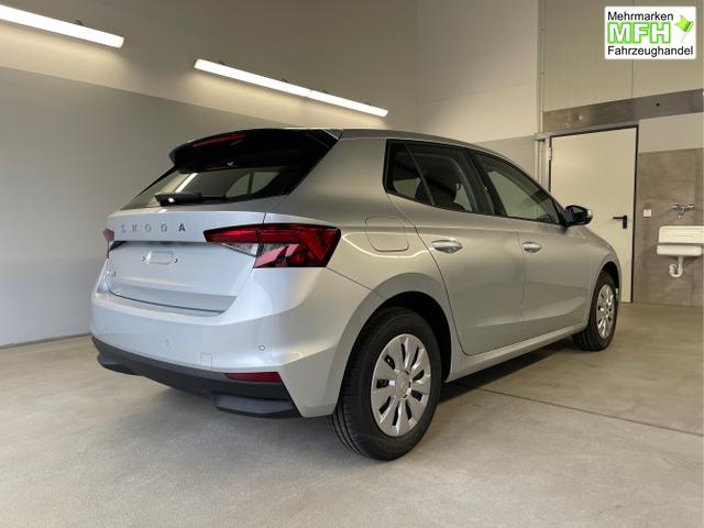 Skoda / Fabia / Silber / / / 95PS Sitzheizung+App-Connect