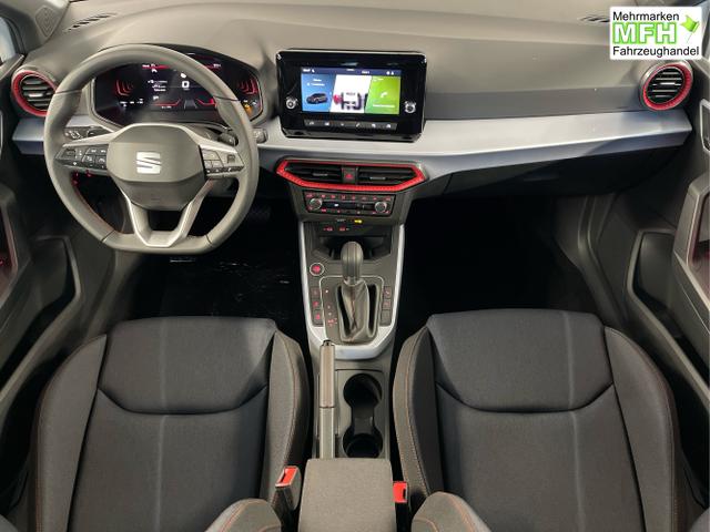 Seat / Arona / Wei&szlig; / / / 115PS DSG AHK+Kamera+ACC+VollLED+Sitzheizung