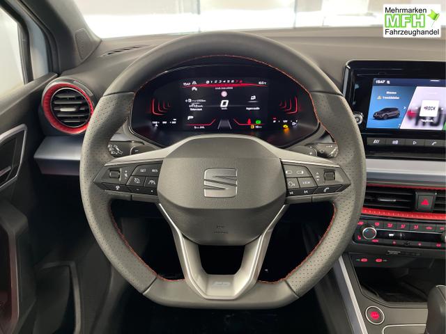 Seat / Arona / Wei&szlig; / / / 115PS DSG AHK+Kamera+ACC+VollLED+Sitzheizung
