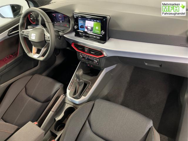 Seat / Arona / Wei&szlig; / / / 115PS DSG AHK+Kamera+ACC+VollLED+Sitzheizung