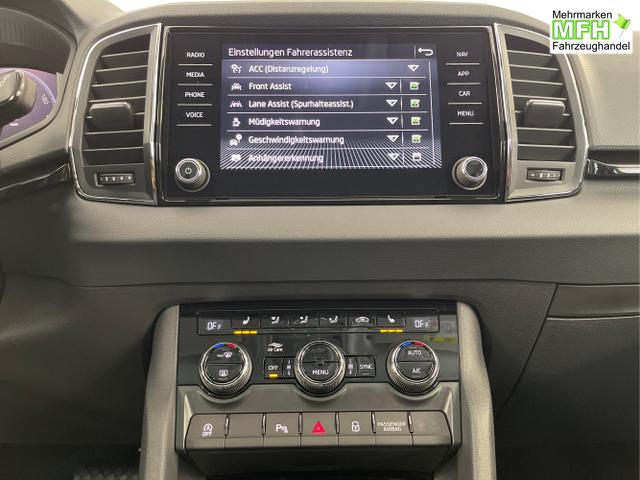 Skoda / Karoq / Grau / / / 150PS TDI DSG 4x4 AHK+Navi+ACC+Kamera+Sitzheiz+eHeck+GV5