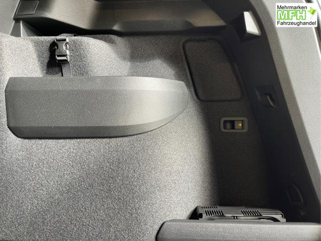 Skoda / Karoq / Grau / / / 150PS TDI DSG 4x4 AHK+Navi+ACC+Kamera+Sitzheiz+eHeck+GV5