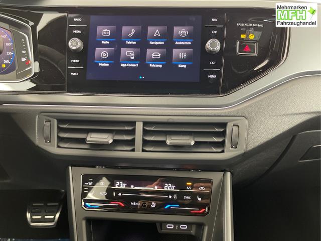 Volkswagen / Taigo / Grau / / / 115PS DSG Kessy+AHK+Navi