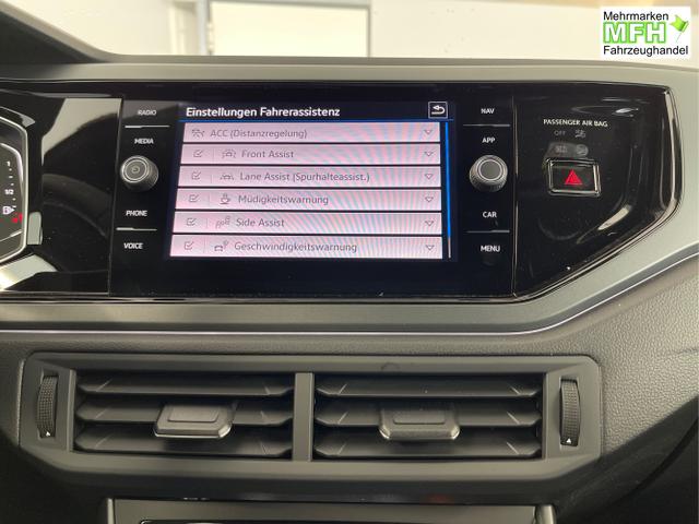 Volkswagen / Taigo / Grau / / / 115PS DSG Kessy+AHK+Navi