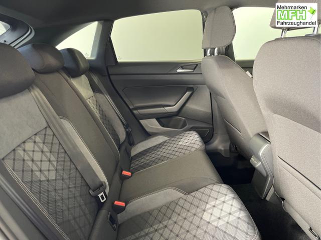 Volkswagen / Taigo / Grau / / / 115PS DSG Kessy+AHK+Navi