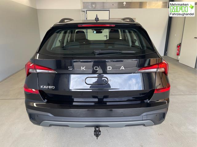 Skoda / KAMIQ / Schwarz / / / 115PS AHK+Kessy