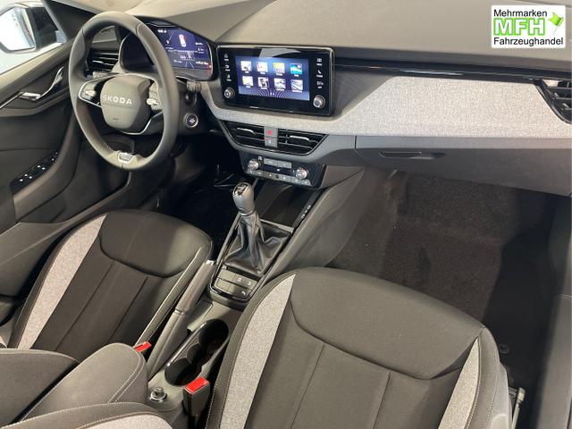 Skoda / KAMIQ / Schwarz / / / 115PS AHK+Kessy
