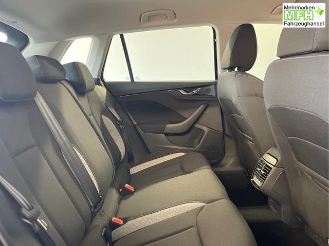 Skoda / KAMIQ / Schwarz / / / 115PS AHK+Kessy