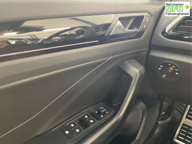 Volkswagen / T-Roc / Grau / / / 2.0 TSI 140kW / 190PS DSG 4M AHK+Black+Matrix+ACC+Navi