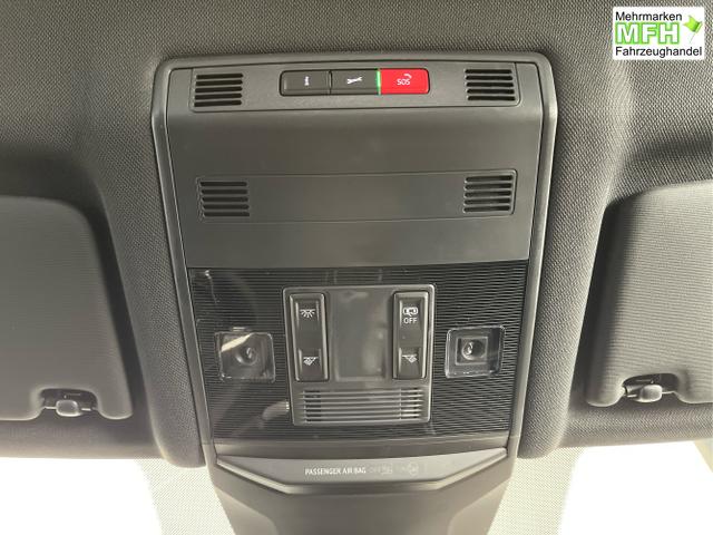 Volkswagen / T-Roc / Grau / / / 2.0 TSI 140kW / 190PS DSG 4M AHK+Black+Matrix+ACC+Navi