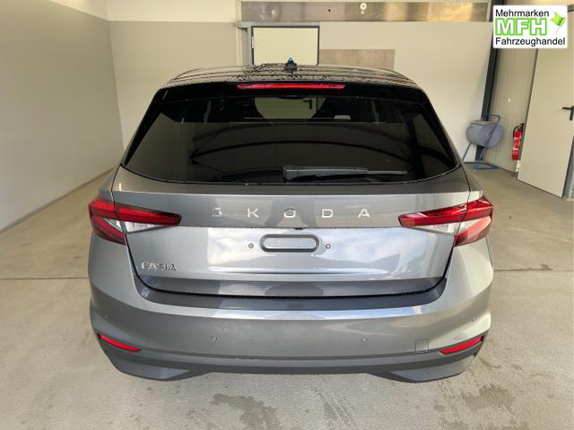 Skoda / Fabia / Grau / / / Selection 115PS DSG AHK+Dynamic+Kamera+Kessy+Alu16+Sitzheiz+Climatron+PDCvohi 