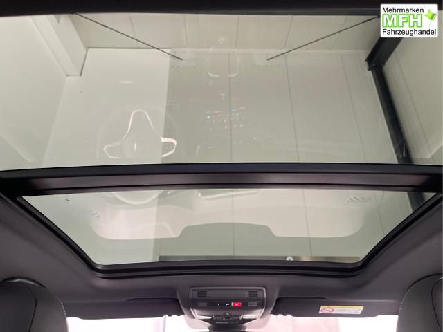 Volkswagen / T-Roc / Blau / / / 190PS 4M DSG Pano+AHK+Black+IQ.Light+IQ.Drive+eHeck+Kamera+Alu19