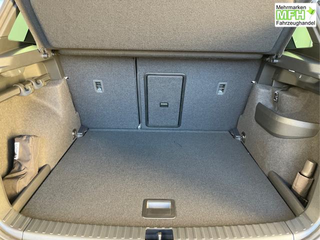 Skoda / Karoq / Schwarz / / / TSI 4x4 360&deg;+19 Zoll+Navi+AHK