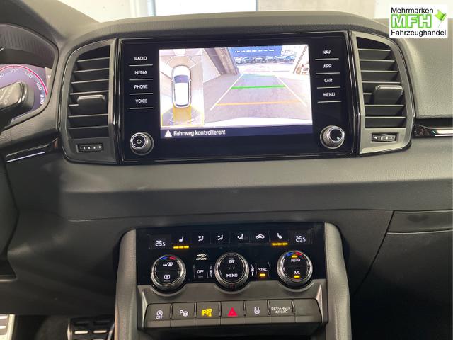 Skoda / Karoq / Schwarz / / / TSI 4x4 360&deg;+19 Zoll+Navi+AHK