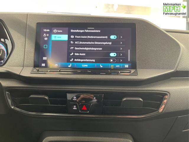 Volkswagen / Caddy / Blau / / / 115PS DSG AHK+Kamera+ACC+Parklenk+SHZ+Side Assist+App-Connect