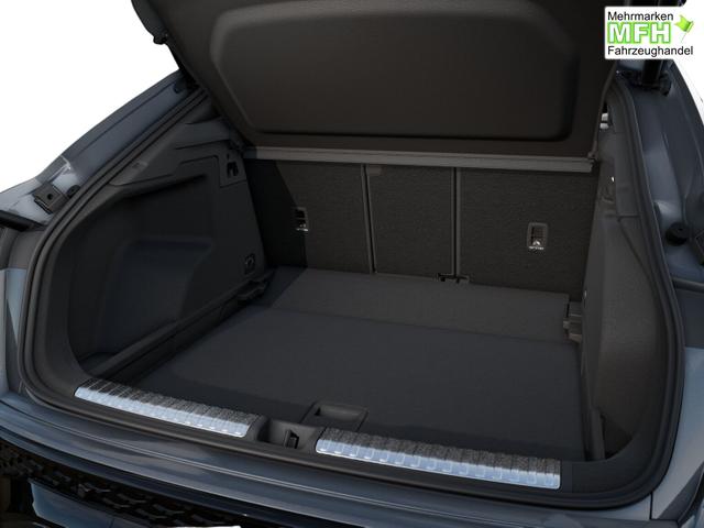 Audi Q3 Sportback NEU TFSI quattro S line TechPro+Matrix+AHK+Alu19+KlimaPlus+ExtSchwarz+DCC 