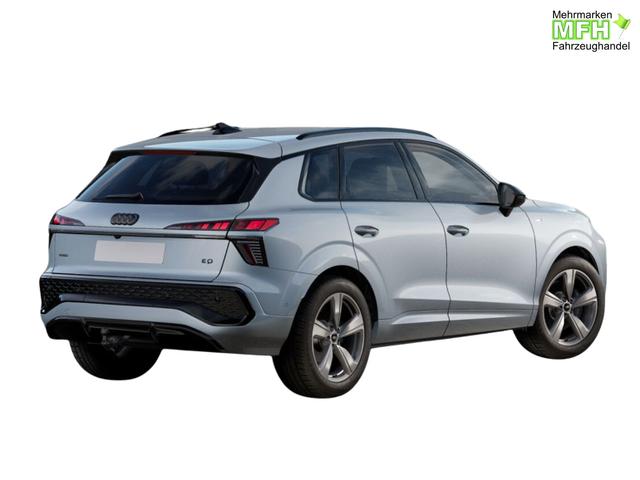 Audi Q3 NEU TFSI quattro S line Tech+AHK+Alu19+LEDplus+KlimaPlus+ExtSchwarz 
