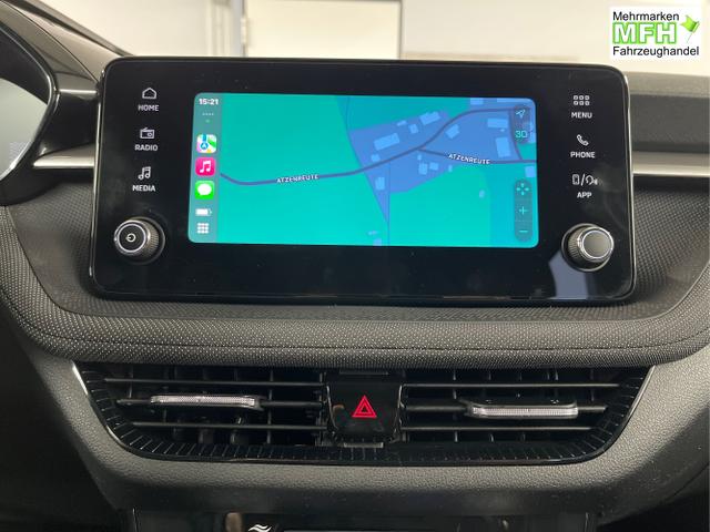 Skoda / Fabia / Wei&szlig; / / / 115PS AHK+Kessy+Kamera