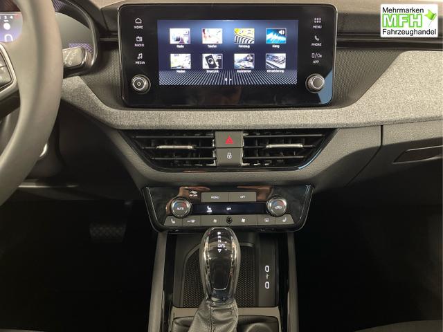 Skoda / KAMIQ / Wei&szlig; / / / 115PS DSG Matrix+AHK+Kamera+PDC vor+hi+Kessy+Sitzheizung+GVL