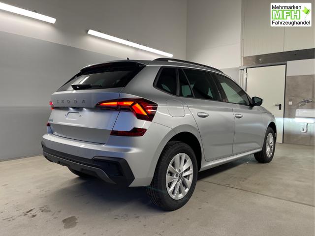 Skoda / KAMIQ / Silber / / / 115PS DSG Matrix+AHK+Kamera+PDC vor+hi+Kessy+Sitzheizung+GVL
