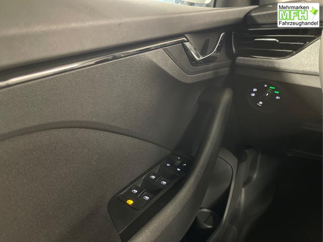 Skoda / KAMIQ / Silber / / / 115PS DSG Matrix+AHK+Kamera+PDC vor+hi+Kessy+Sitzheizung+GVL