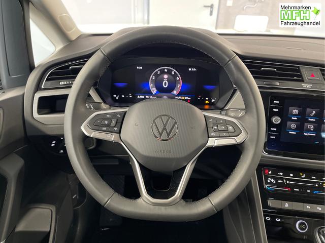 Volkswagen / Touran / Grau / / / 7Si+IQ.Light+TrailerAss+Cam
