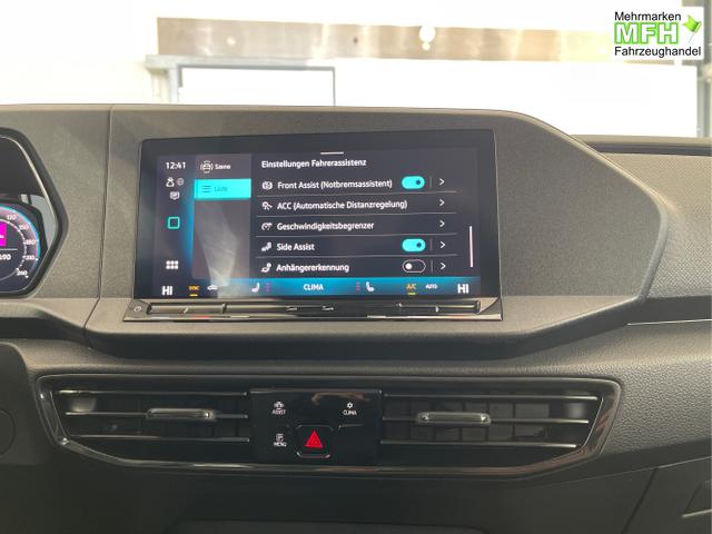 Volkswagen / Caddy / Silber / / / 115PS DSG AHK+7 Sitze+Assistenzpaket