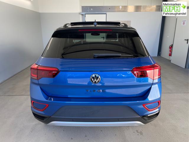 Volkswagen / T-Roc / Blau / / / TDI DSG Pano+Black Style+AHK+Navi+ergoActive+IQ.Drive+Kamera+Keyless
