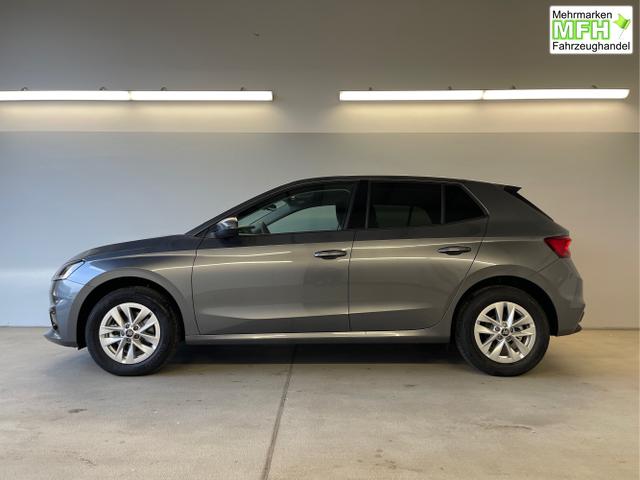 Skoda / Fabia / Grau / / / 115PS Alu+AHK+Kessy+Kamera+GV5