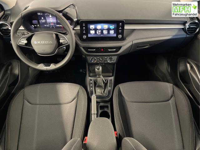 Skoda / Fabia / Grau / / / 115PS Alu+AHK+Kessy+Kamera+GV5