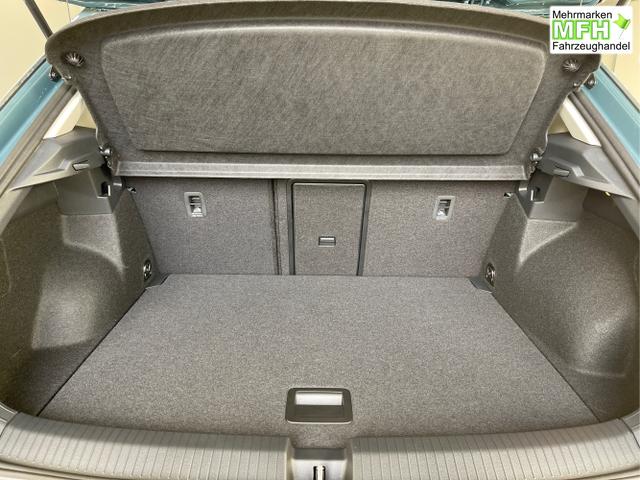 Volkswagen / T-Roc / Grau / / / 150PS AHK+Keyless+Kamera+ACC+Sitzheiz+Climatronic+Alu17