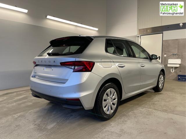 Skoda / Fabia / Silber / / / 95PS AHK+Sitzheizung+Lenkradheizung