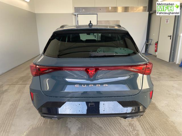 Cupra / Leon Sportstourer / Blau / / / 150PS TDI DSG AHK+Kamera+el. Heckklappe