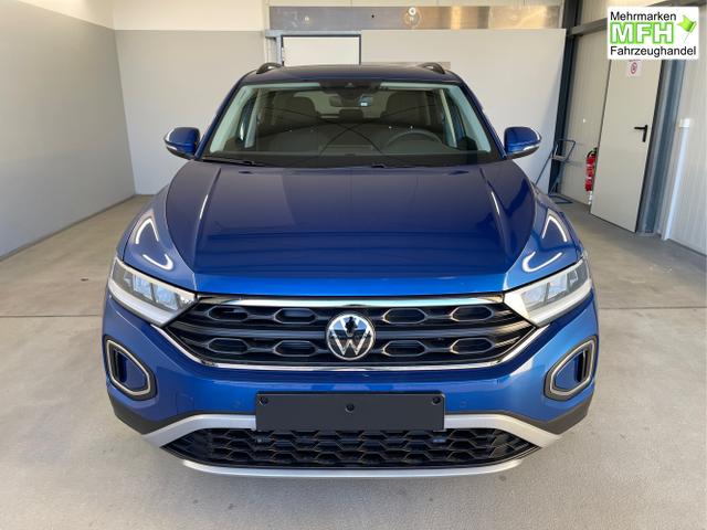 Volkswagen / T-Roc / Blau / / / 150PS AHK+Keyless+Kamera+ACC+Sitzheiz+Climatronic+Alu17